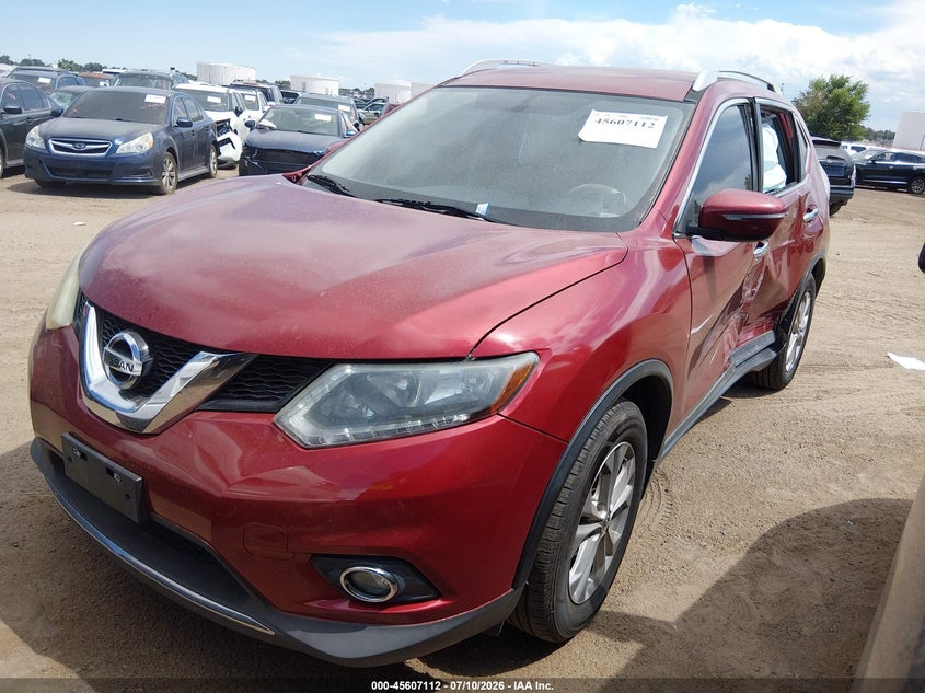 2015 Nissan Rogue, Left Side, IAAI, VIN 5N1AT2MT5FC826468 — photo 2