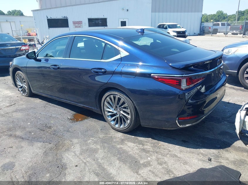 Vin: 58afa1c14ru039993, lot: 46105537, lexus es 300h ultra luxury 20243