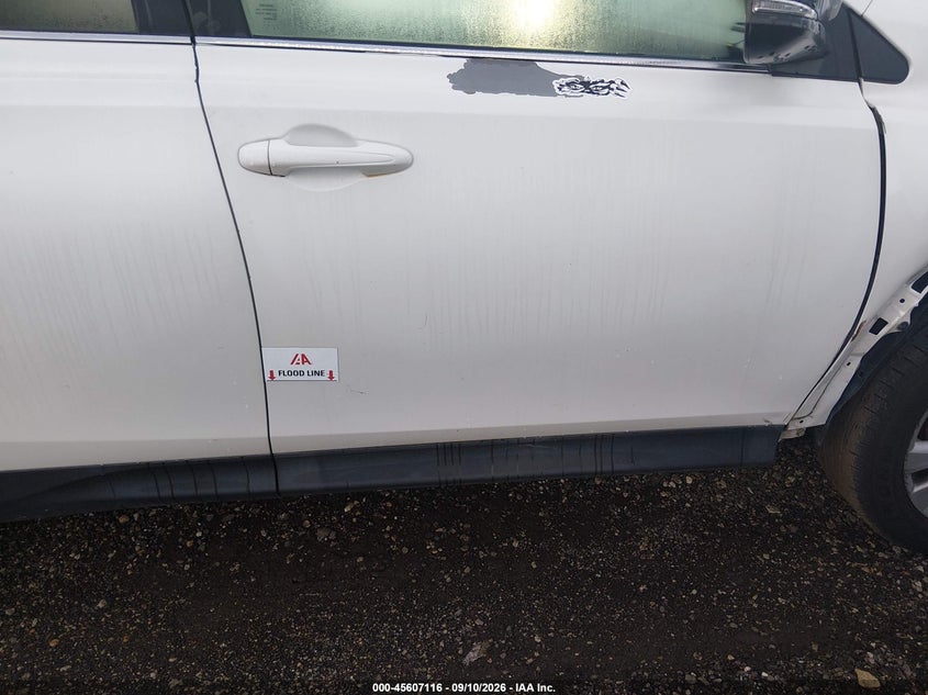 2013 TOYOTA RAV4 auction photo 6