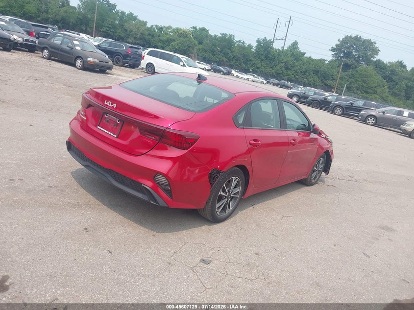 2023 KIA FORTE auction photo 4