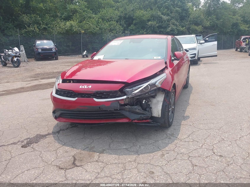 2023 KIA FORTE auction photo 6