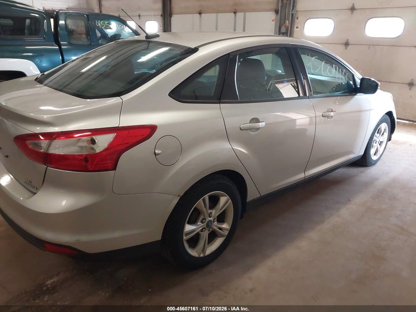 Vin: 1fadp3f25dl190010, lot: 46105584, ford focus se 20134