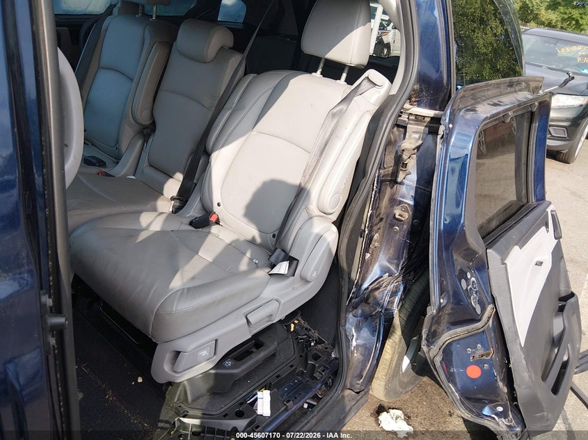 HONDA ODYSSEY 2019 VIN 5FNRL6H76KB133028