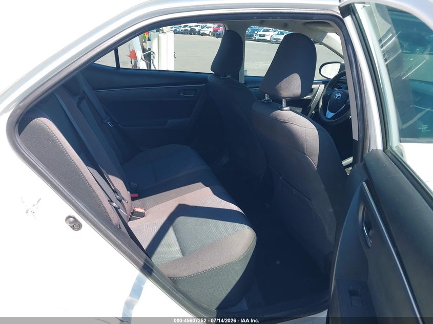 2018 Toyota Corolla Le VIN: 5YFBURHE0JP802248 Lot: 45607252