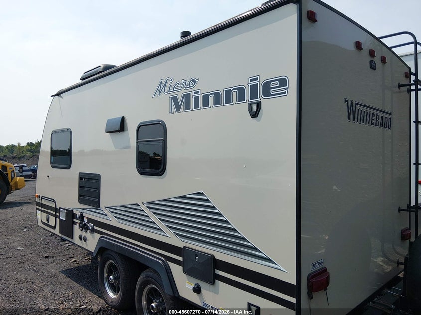 2019 WINNEBAGO MICRO MINNIE auction photo 3