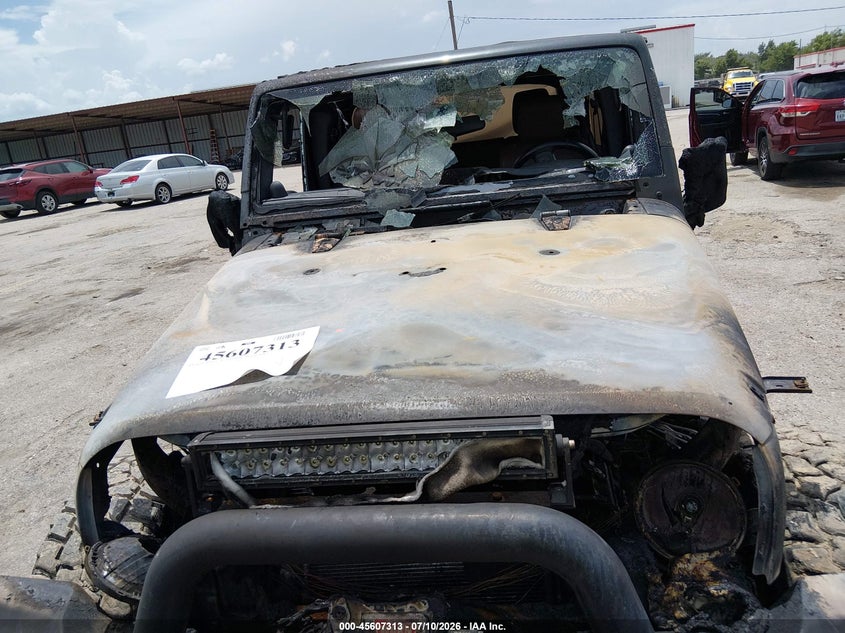 2012 JEEP WRANGLER UNLIMITED auction photo 6