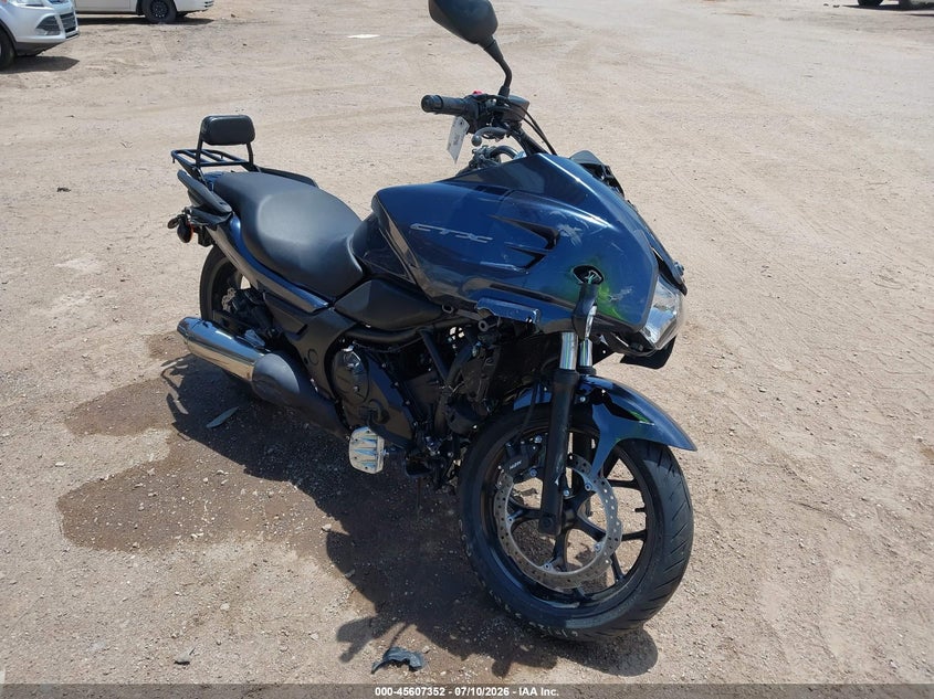 2016 HONDA CTX700 auction photo 1