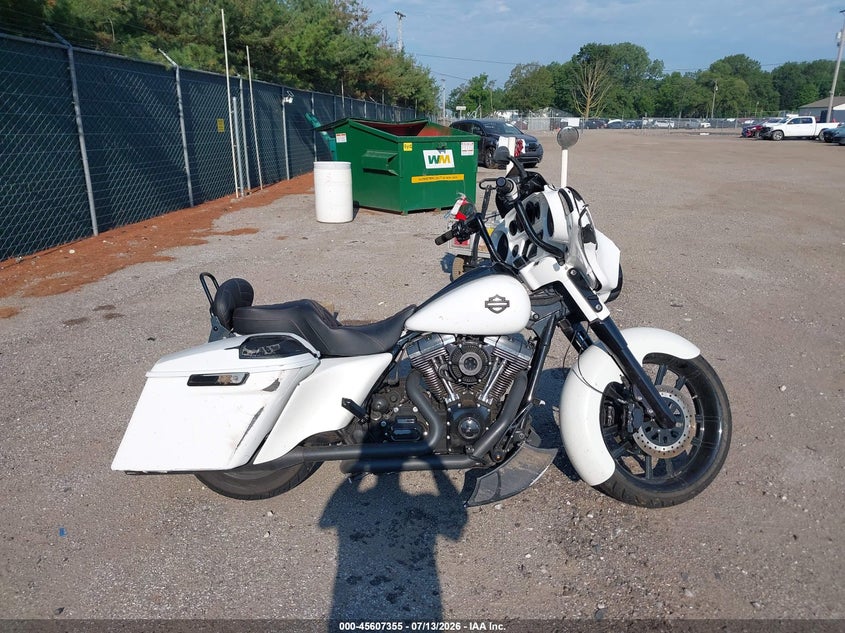 2015 Harley-Davidson Flhxs Street Glide Special VIN: 1HD1KRM18FB649529 Lot: 45607355