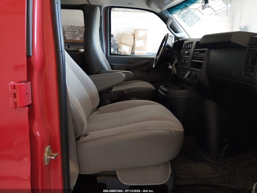 2020 CHEVROLET EXPRESS PASSENGER auction photo 5