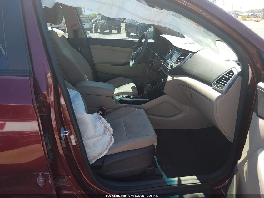 2016 HYUNDAI TUCSON auction photo 5