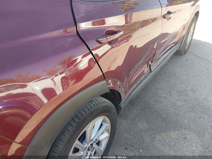 2016 HYUNDAI TUCSON auction photo 6