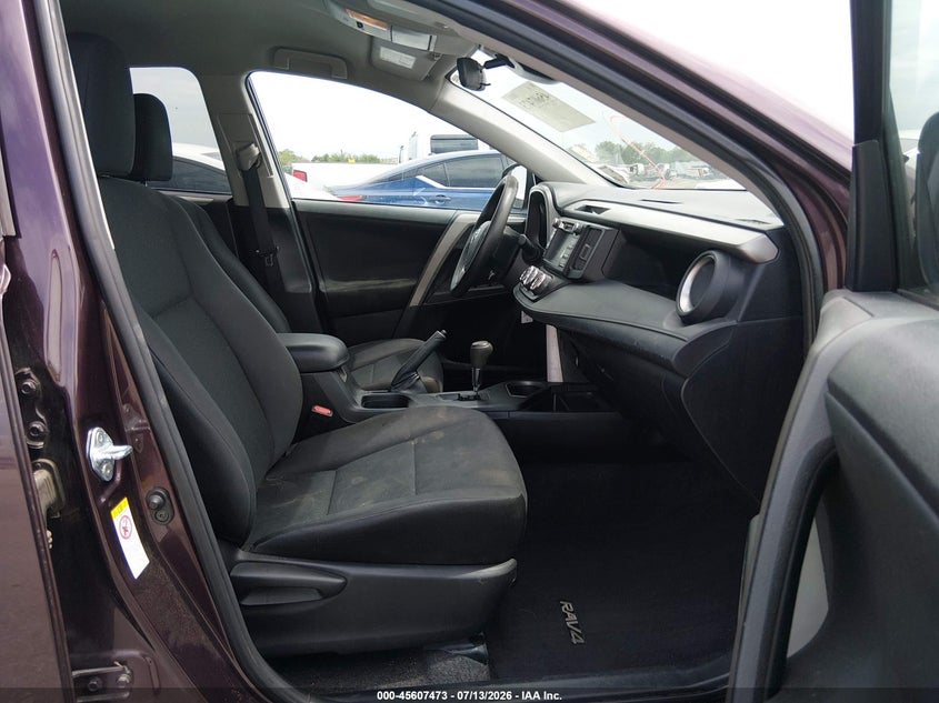 2017 TOYOTA RAV4 auction photo 5