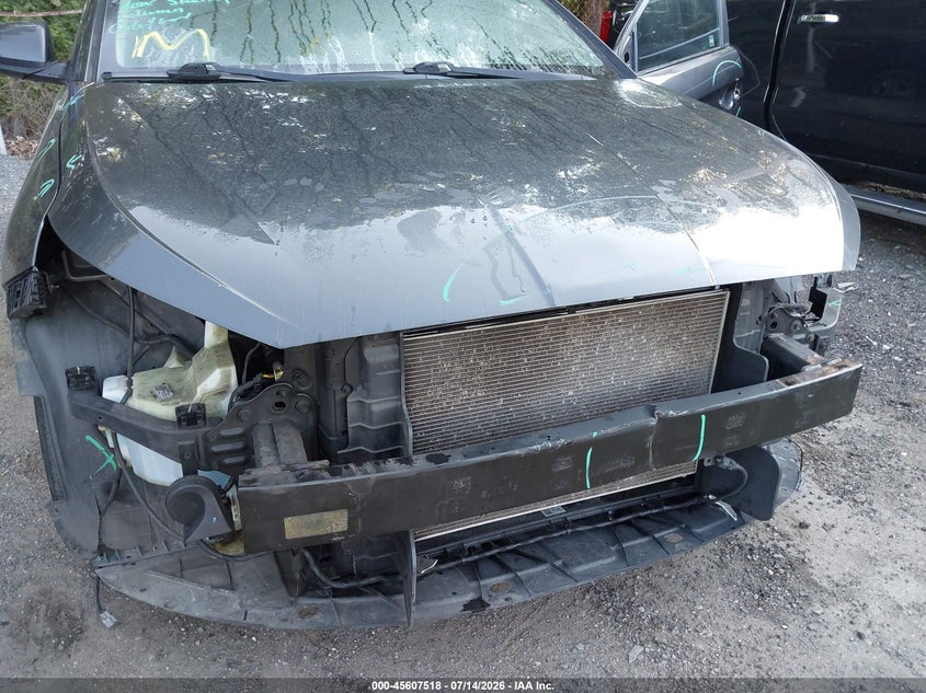 2020 HYUNDAI ELANTRA auction photo 6