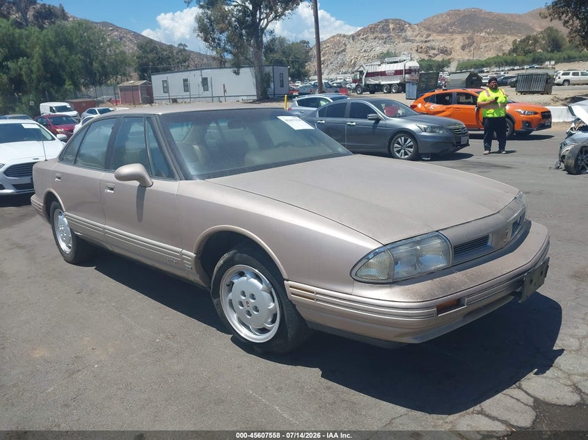 1992 OLDSMOBILE 88 auction photo 1
