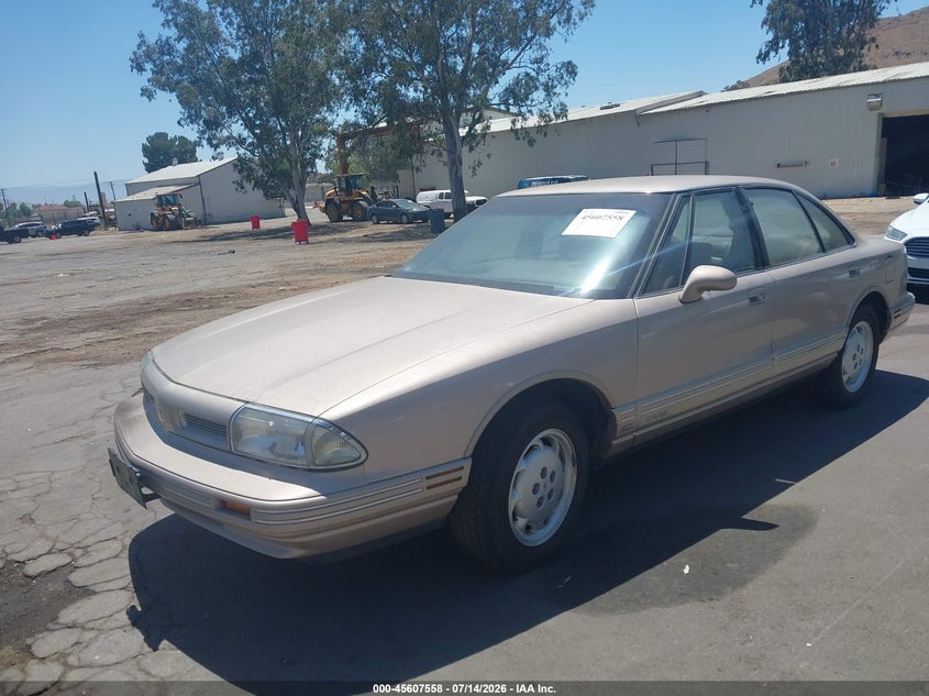 1992 OLDSMOBILE 88 auction photo 2