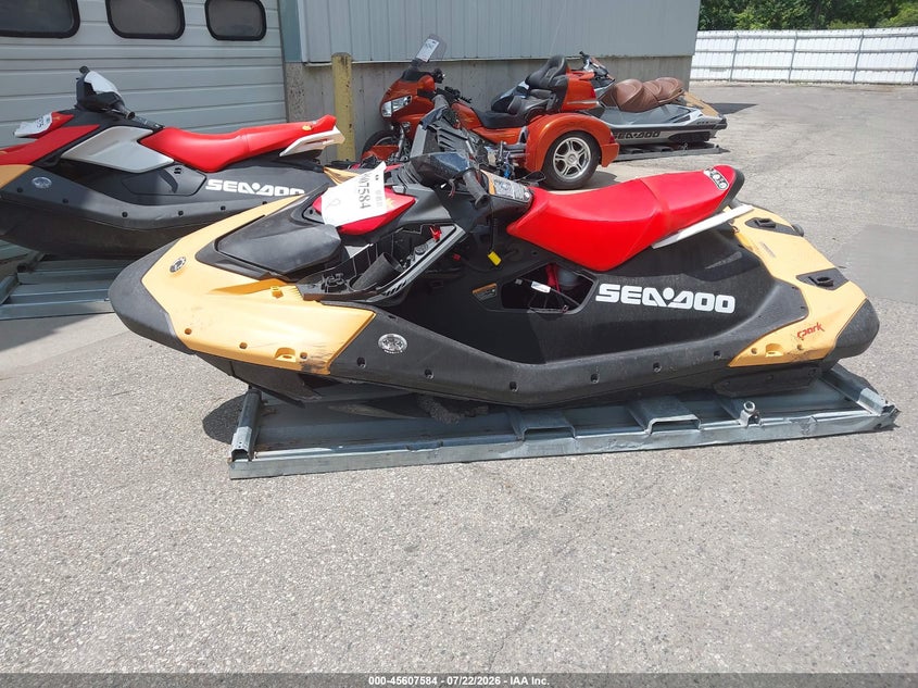 2026 SEADOO SPARK auction photo 2