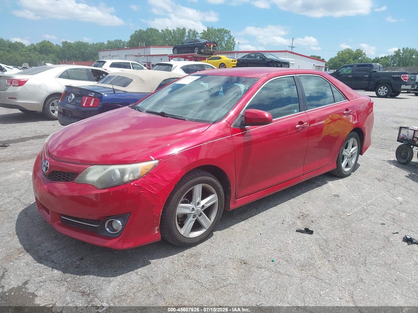 2012 Toyota Camry, Repossession, IAAI, VIN 4T1BF1FK7CU637112 — photo 2