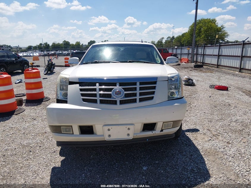 2008 Cadillac Escalade VIN: 1GYFK63848R174745 Lot: 45607688