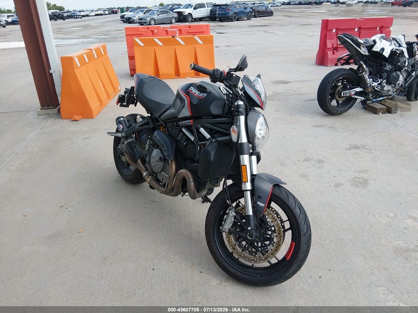 2021 Ducati Monster