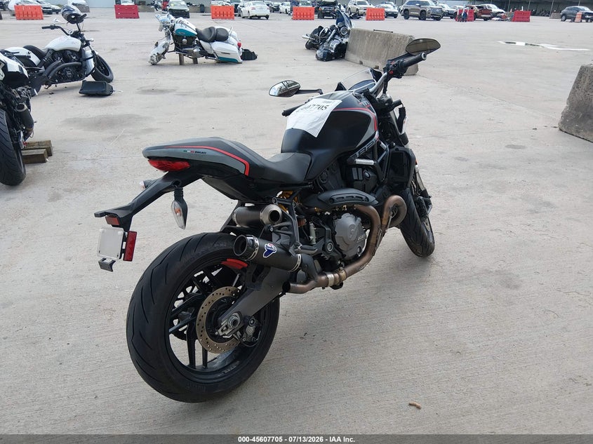 2021 DUCATI MONSTER auction photo 4