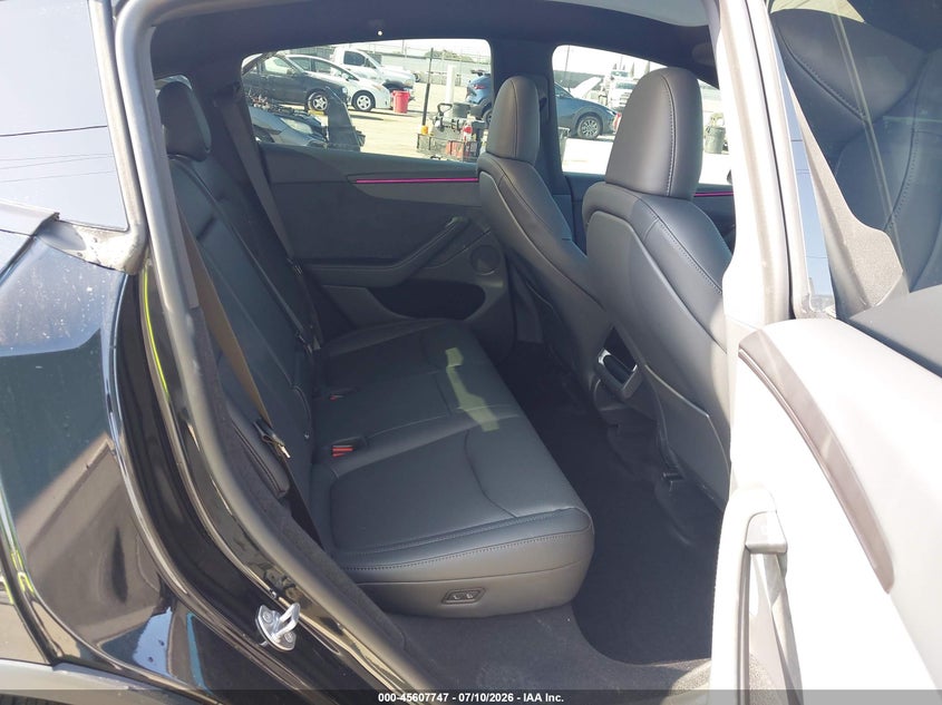 2026 TESLA MODEL Y auction photo 8