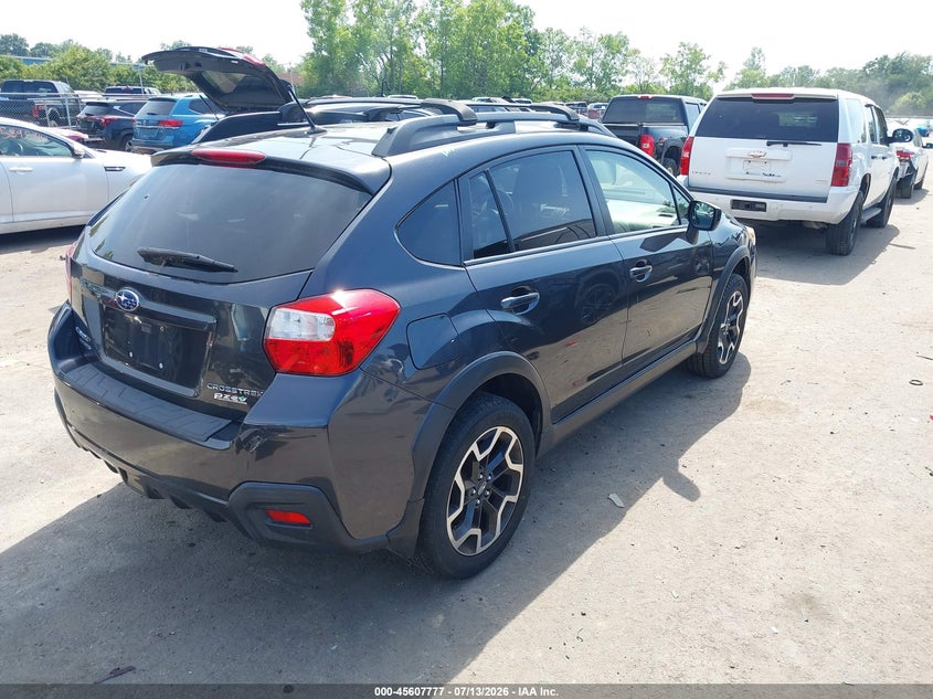 2017 SUBARU CROSSTREK auction photo 4