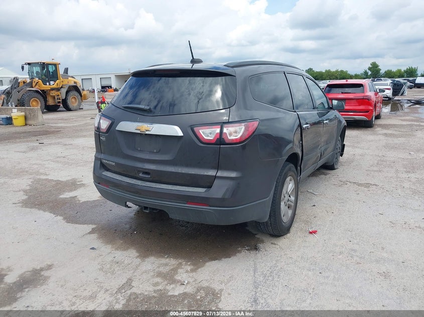2017 CHEVROLET TRAVERSE auction photo 4