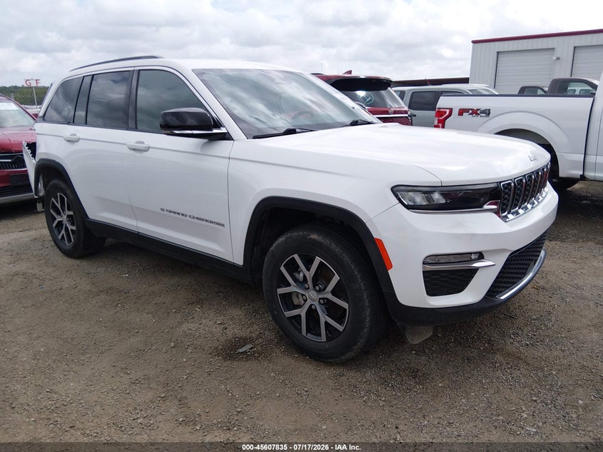 2024 JEEP GRAND CHEROKEE auction photo 1
