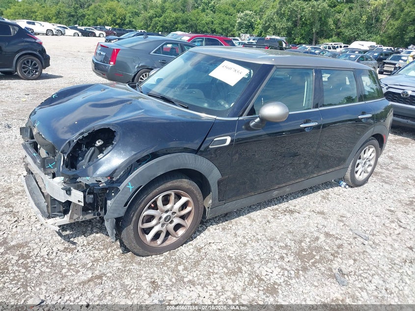2017 MINI CLUBMAN auction photo 2