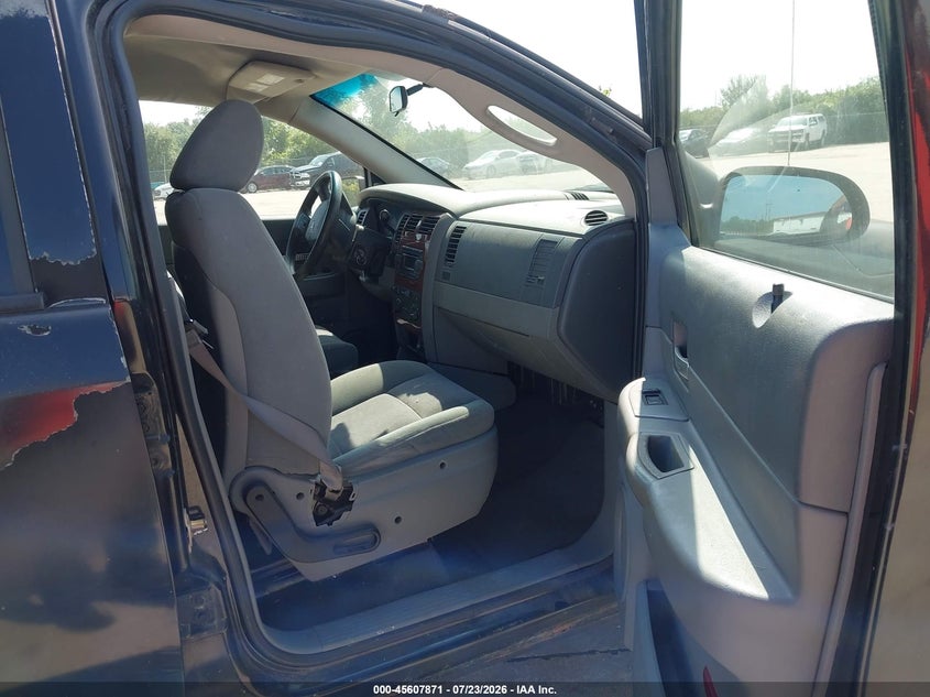 2004 DODGE DURANGO auction photo 5