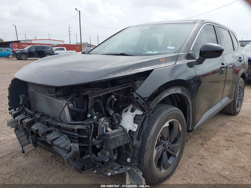 2024 NISSAN ROGUE auction photo 2
