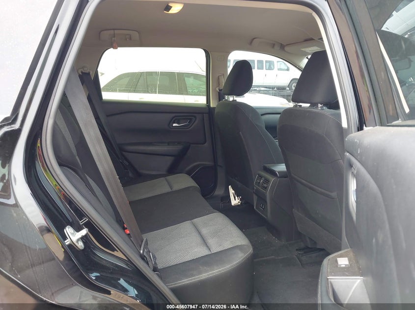 2024 NISSAN ROGUE auction photo 8