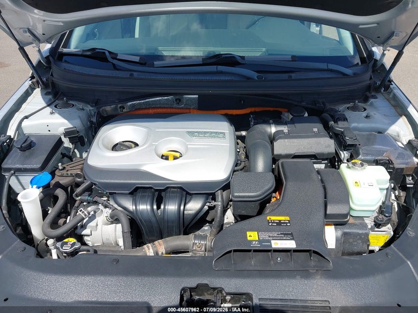 2018 Hyundai Sonata Hybrid Se VIN: KMHE24L3XJA085806 Lot: 45607962