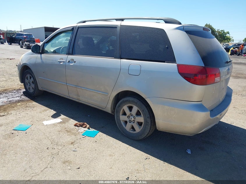 2005 TOYOTA SIENNA auction photo 3