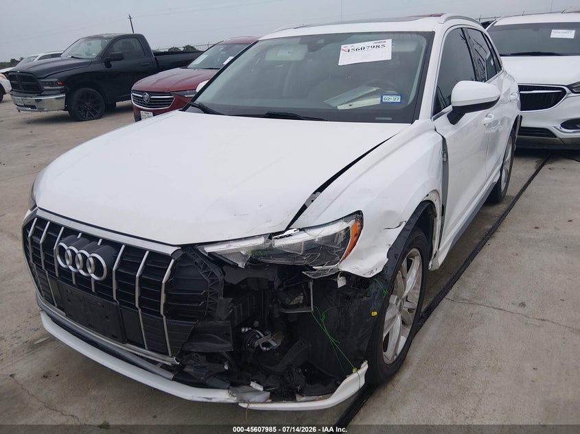 2020 Audi Q3 Premium 45 Tfsi S Line Quattro Tiptronic VIN: WA1DECF30L1006136 Lot: 45607985