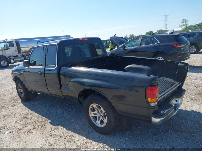 2001 MAZDA B3000 auction photo 3