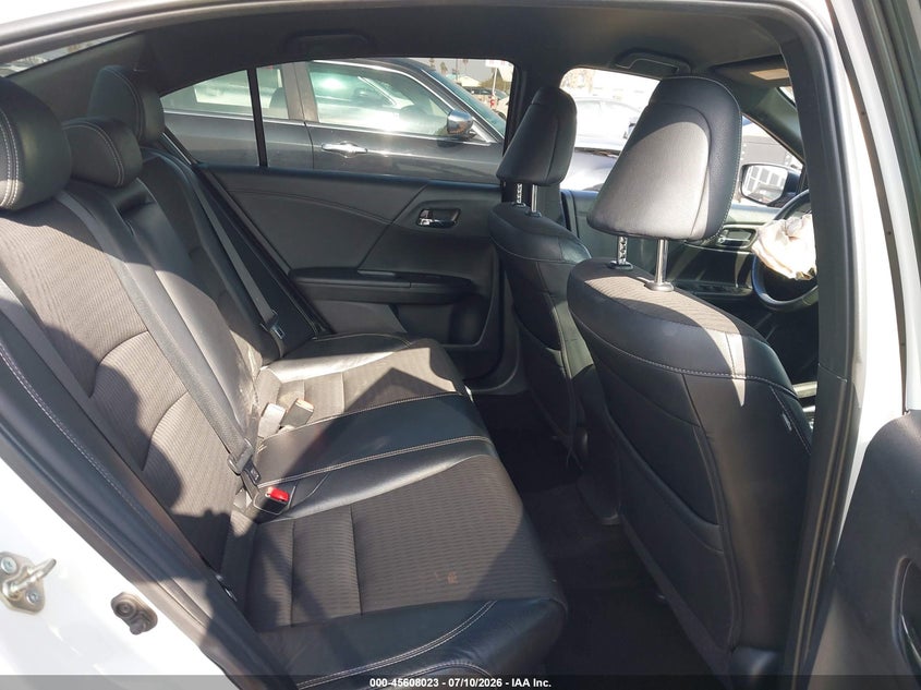 2016 HONDA ACCORD auction photo 8