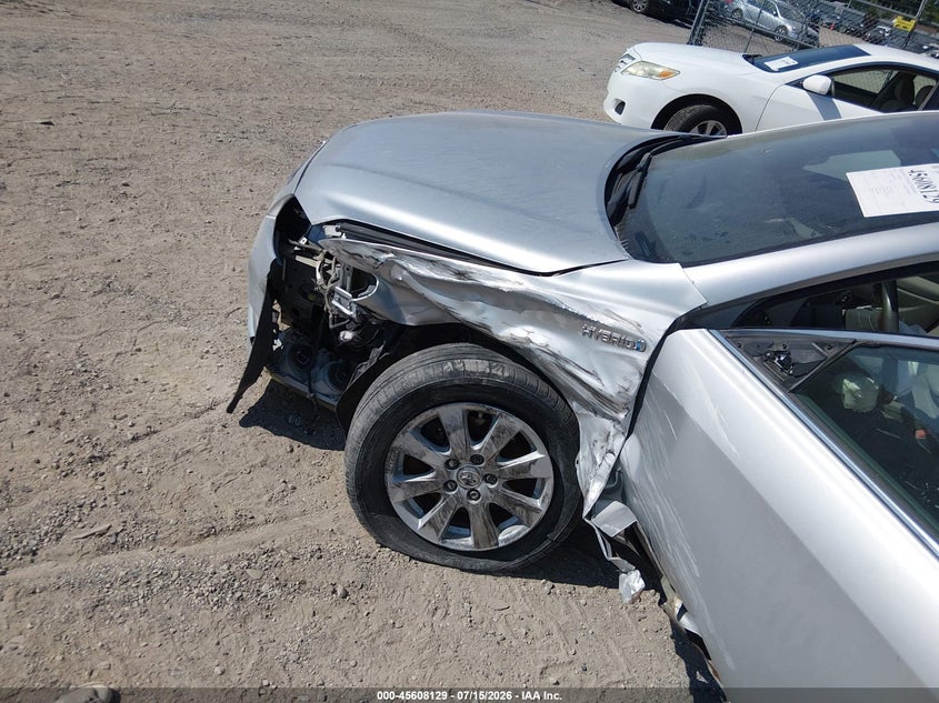 2009 TOYOTA CAMRY HYBRID auction photo 6