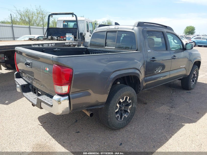 2018 TOYOTA TACOMA auction photo 4