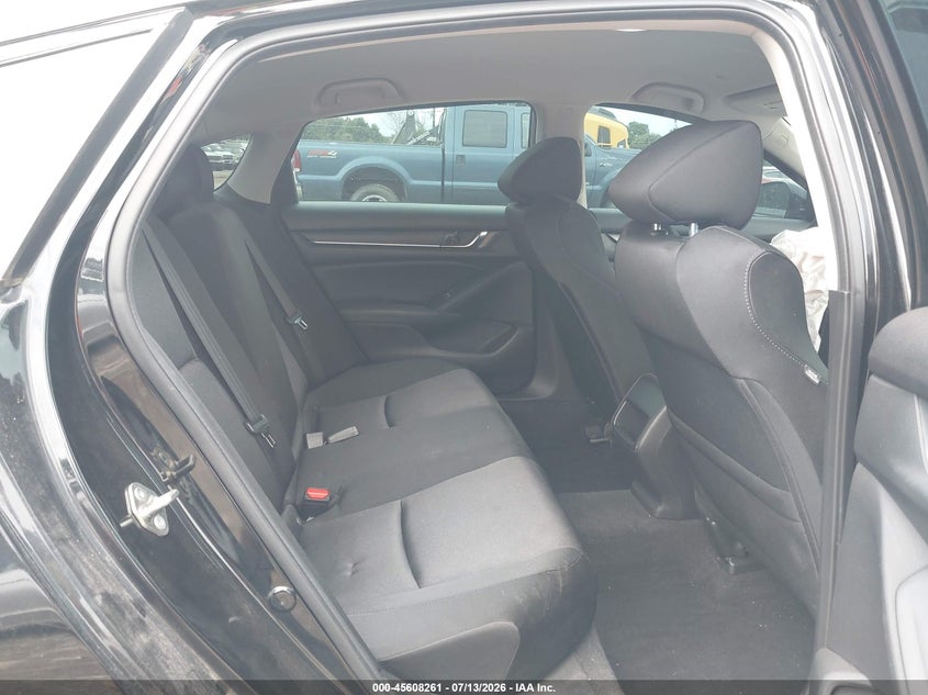 2018 HONDA ACCORD auction photo 8