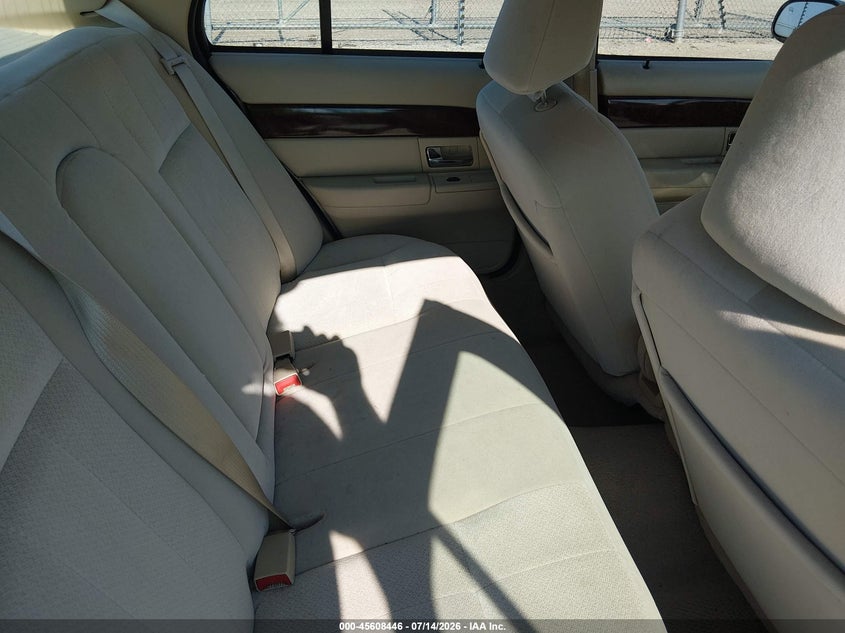 2006 Mercury Grand Marquis Gs VIN: 2MEFM74V86X641063 Lot: 45608446