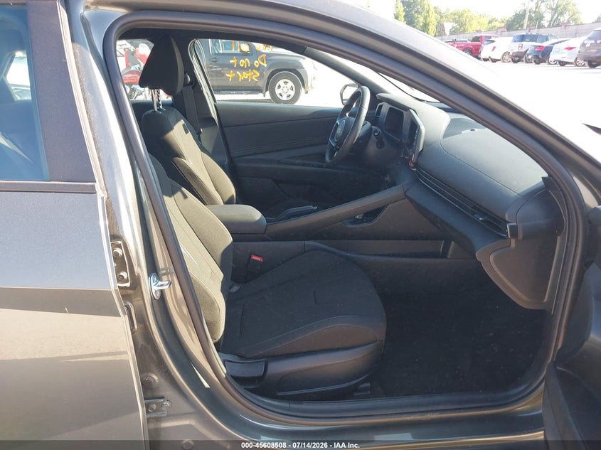 AtlanticExpress - Hyundai Elantra
