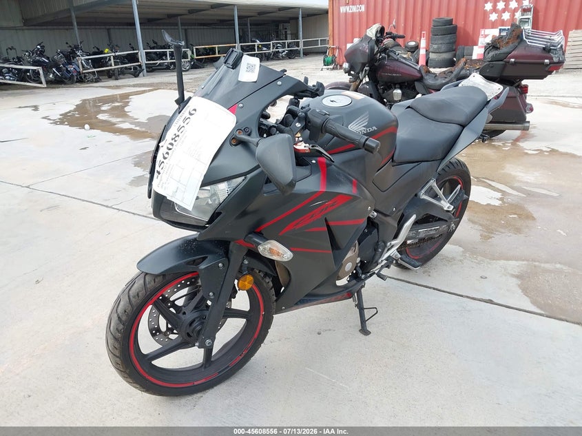 2018 HONDA CBR300 auction photo 2