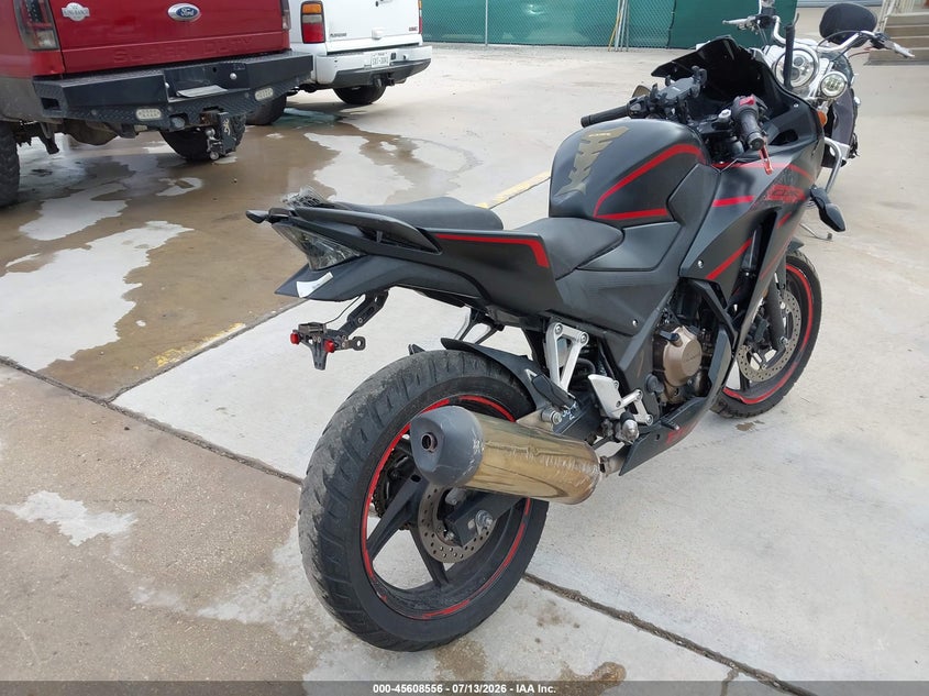2018 HONDA CBR300 auction photo 4