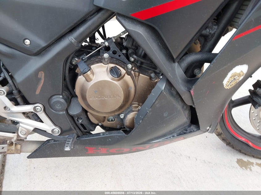 2018 HONDA CBR300 auction photo 8