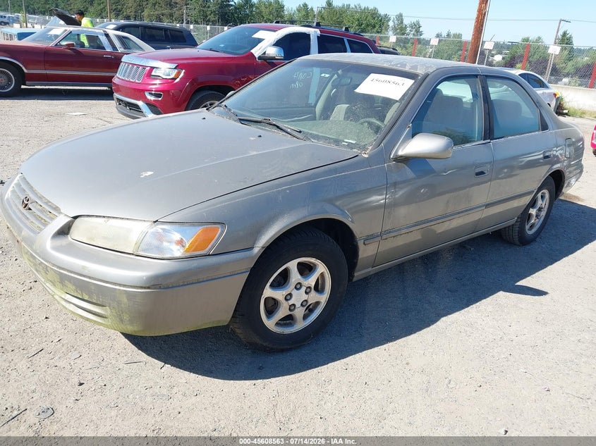 1998 Toyota Camry Le JT2BG22K7W0167858 photo 1
