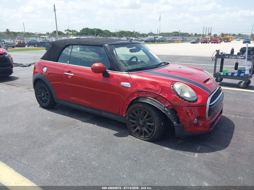 2018 MINI CONVERTIBLE auction photo 1