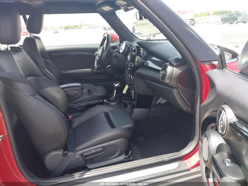 2018 MINI CONVERTIBLE auction photo 5