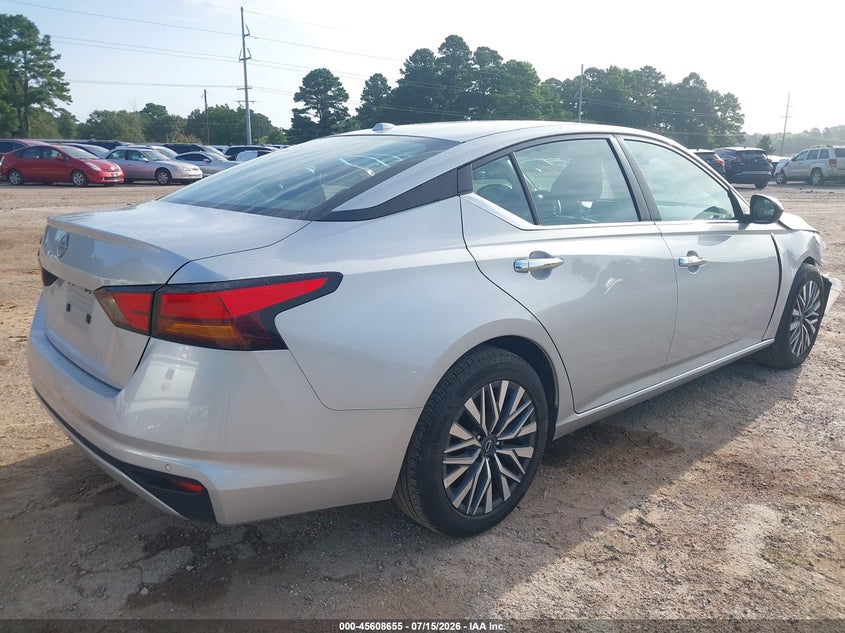 2025 NISSAN ALTIMA SV FWD — Photo 4