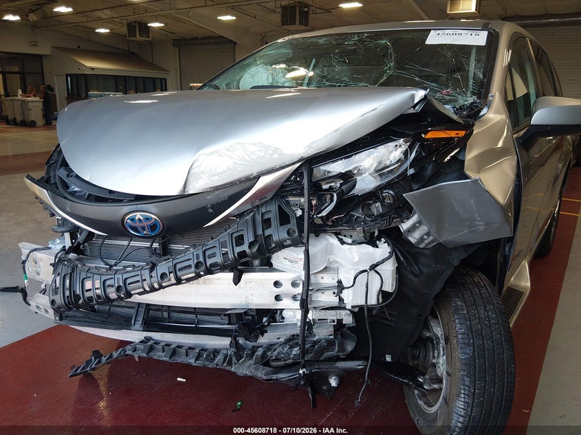 2024 Toyota Sienna Xle VIN: 5TDJRKECXRS191543 Lot: 45608718